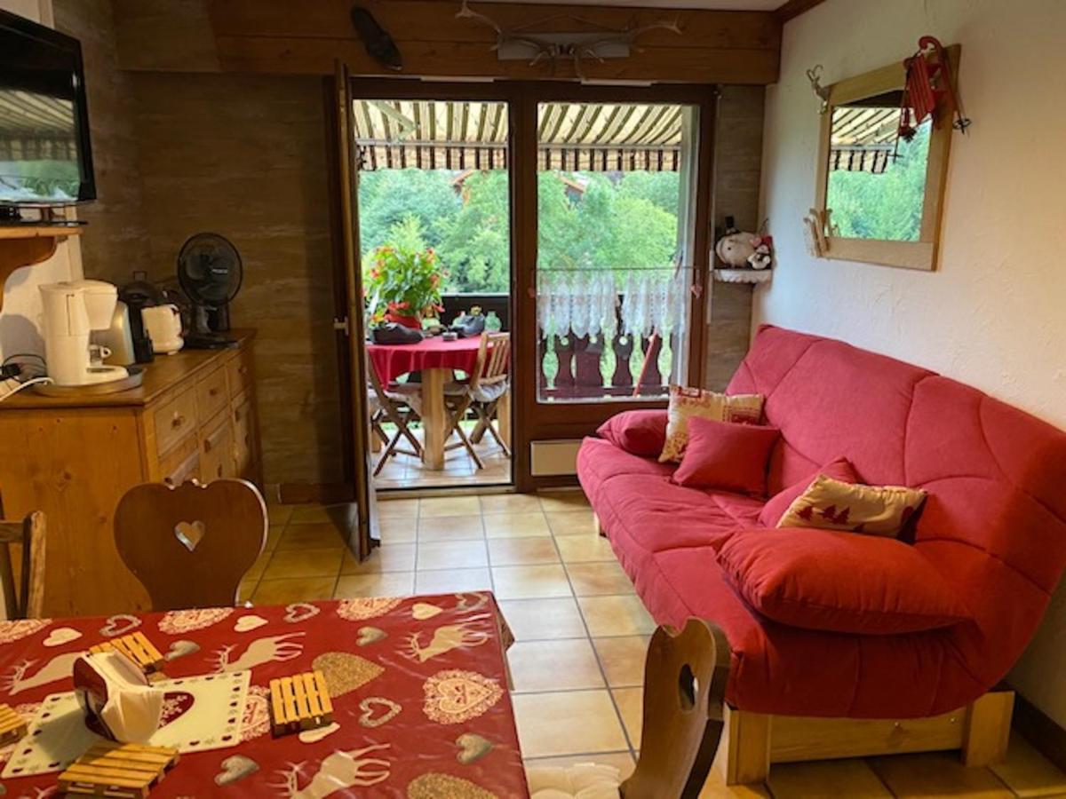 Sallanches 3101 Route De Nant Cruy Immeuble Le Grand R Exterior foto
