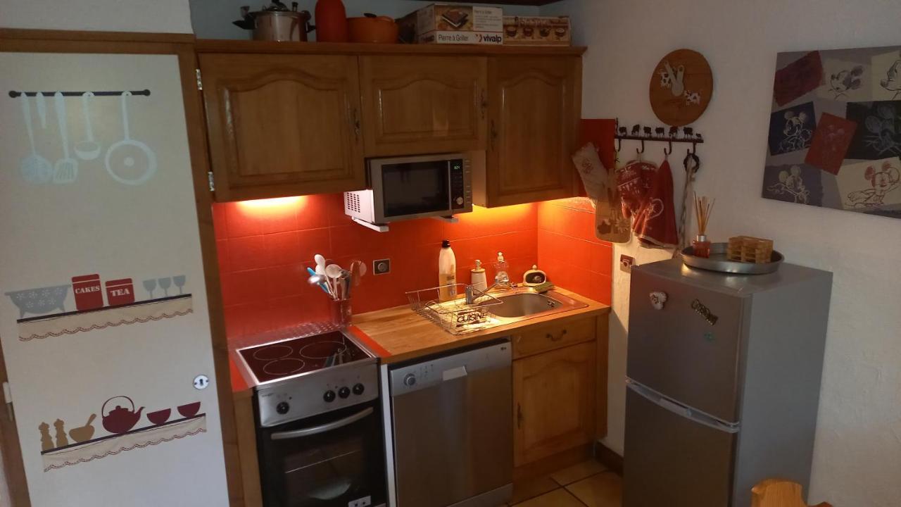 Sallanches 3101 Route De Nant Cruy Immeuble Le Grand R Exterior foto